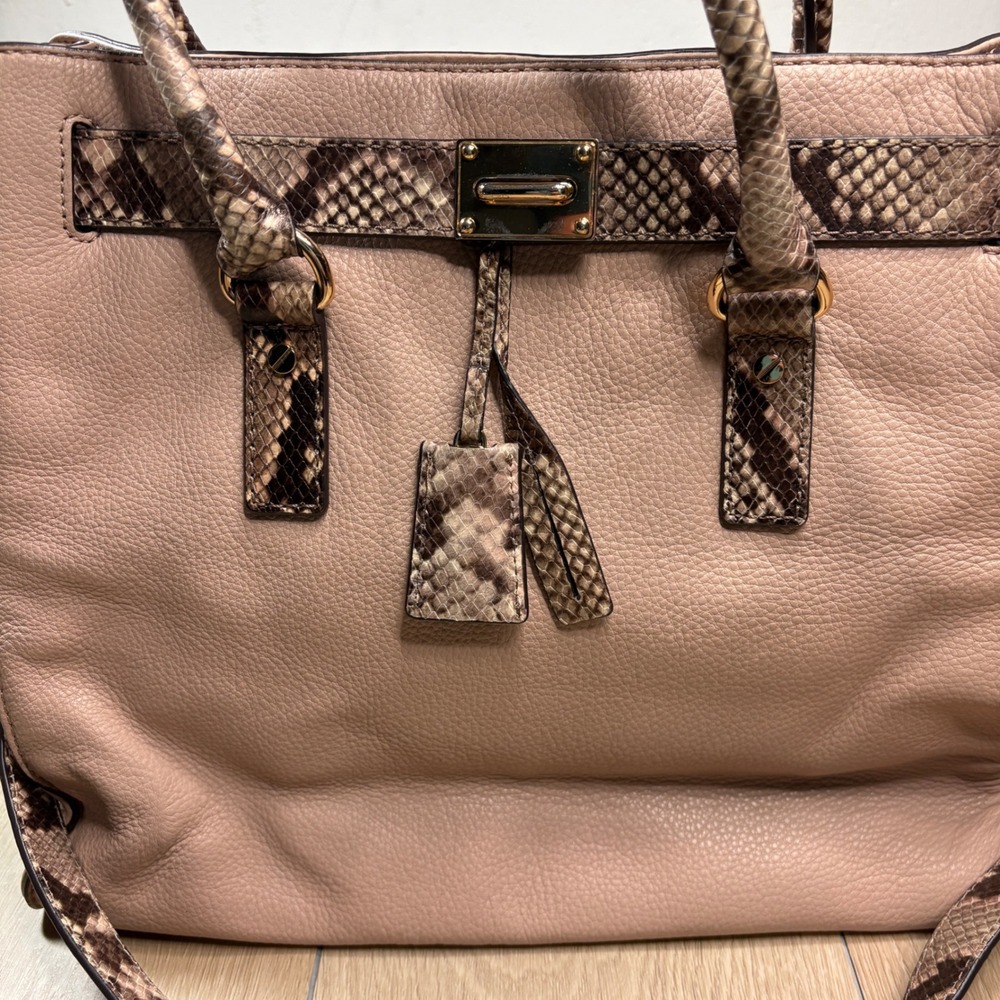 Michael Kors Hamilton Pebbled Leather Snakeskin Trim Tote Bag Beige Gold - Picture 2 of 12